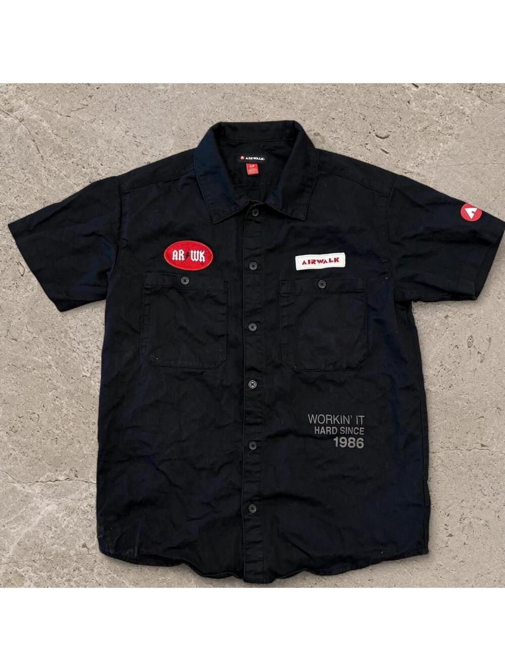 Super fire Y2K Air walk skater mechanic button up tee.
